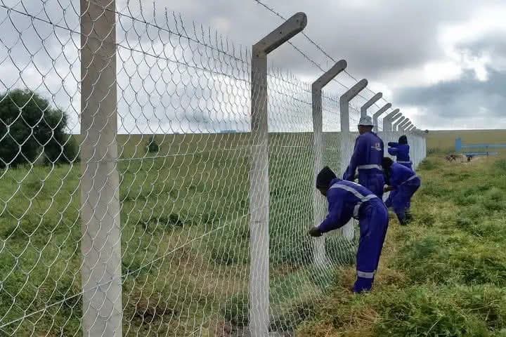Fencing Services 1
